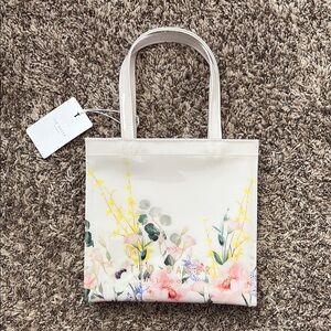 *NEW* Ted Baker Cream Floral Tote